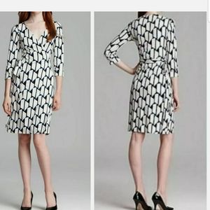 DVF Diane von Furstenberg NEW JULIAN TWO Hounds